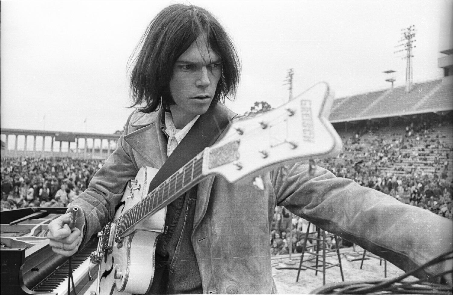 Canada 1972: Neil Young's Heart of Gold (and Sense of Humour